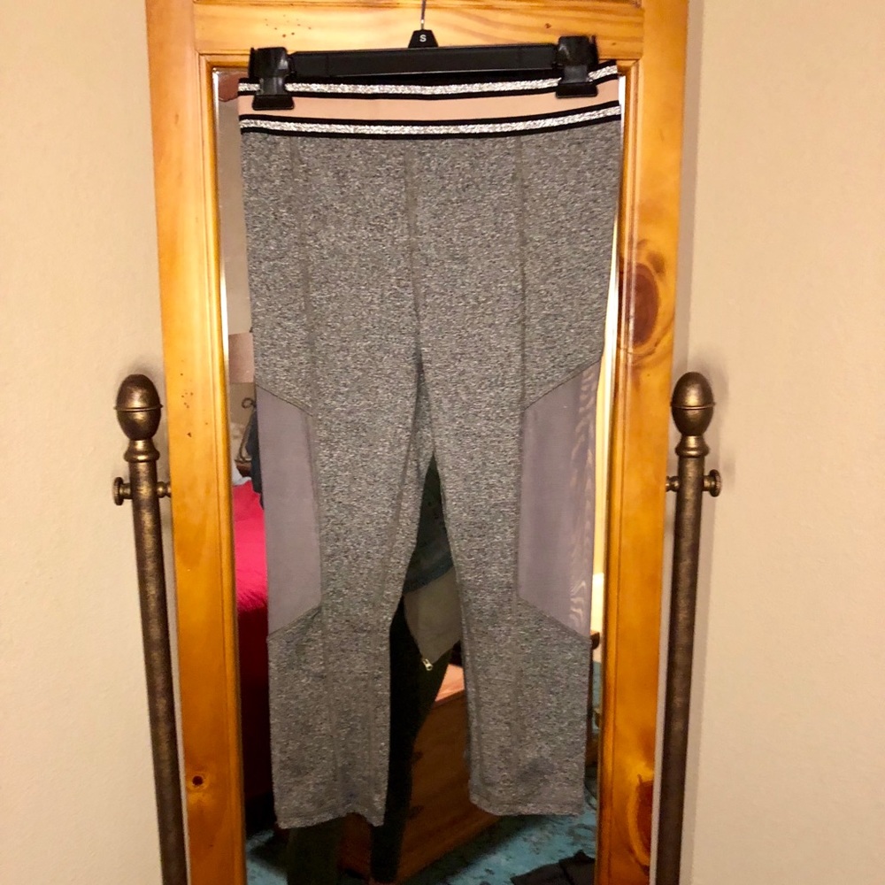 C&C California Capris Workout Leggings